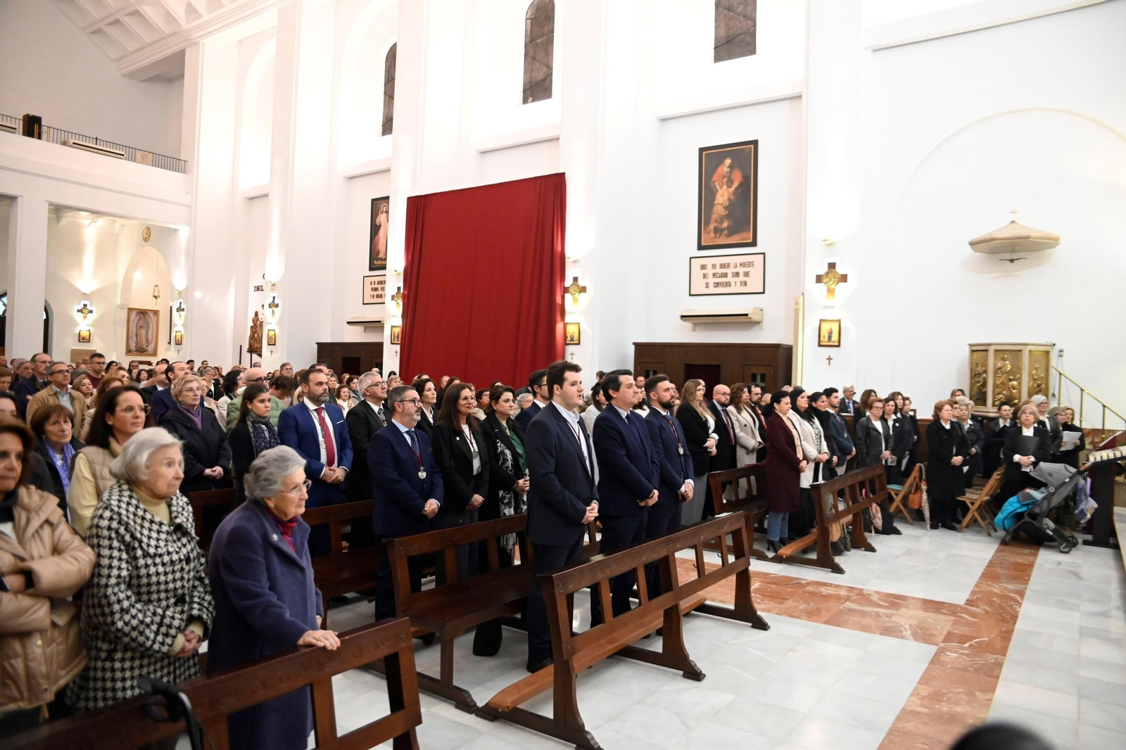 Las mejores fotos del mural de la capilla del Cristo de la Confianza de Córdoba