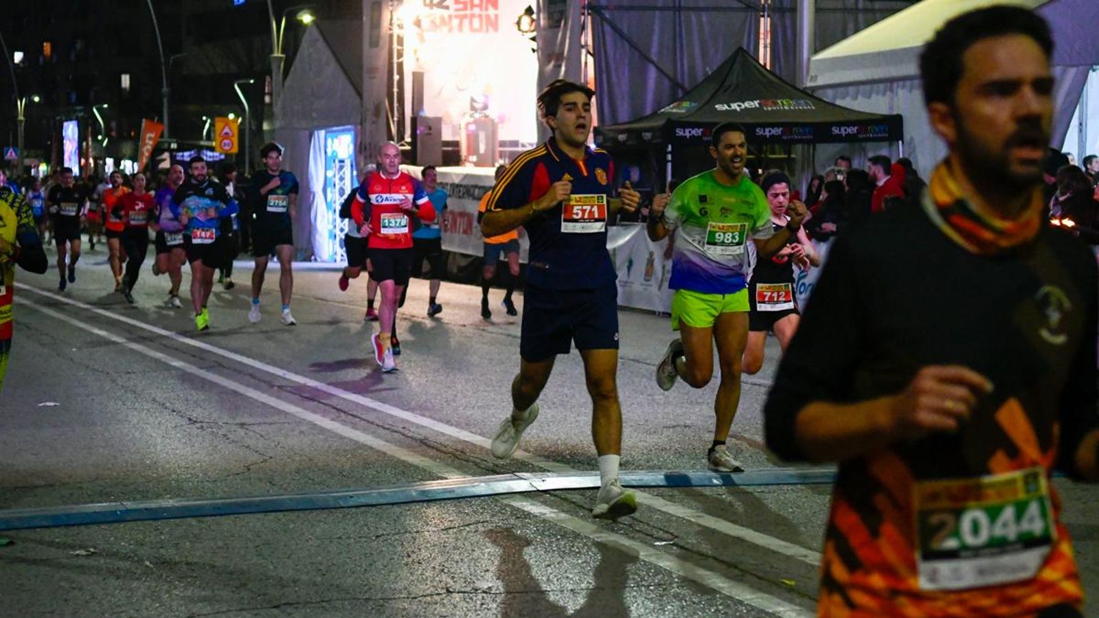 En imágenes: búscate en tu llegada a meta de la Carrera de San Antón 2025 (3)