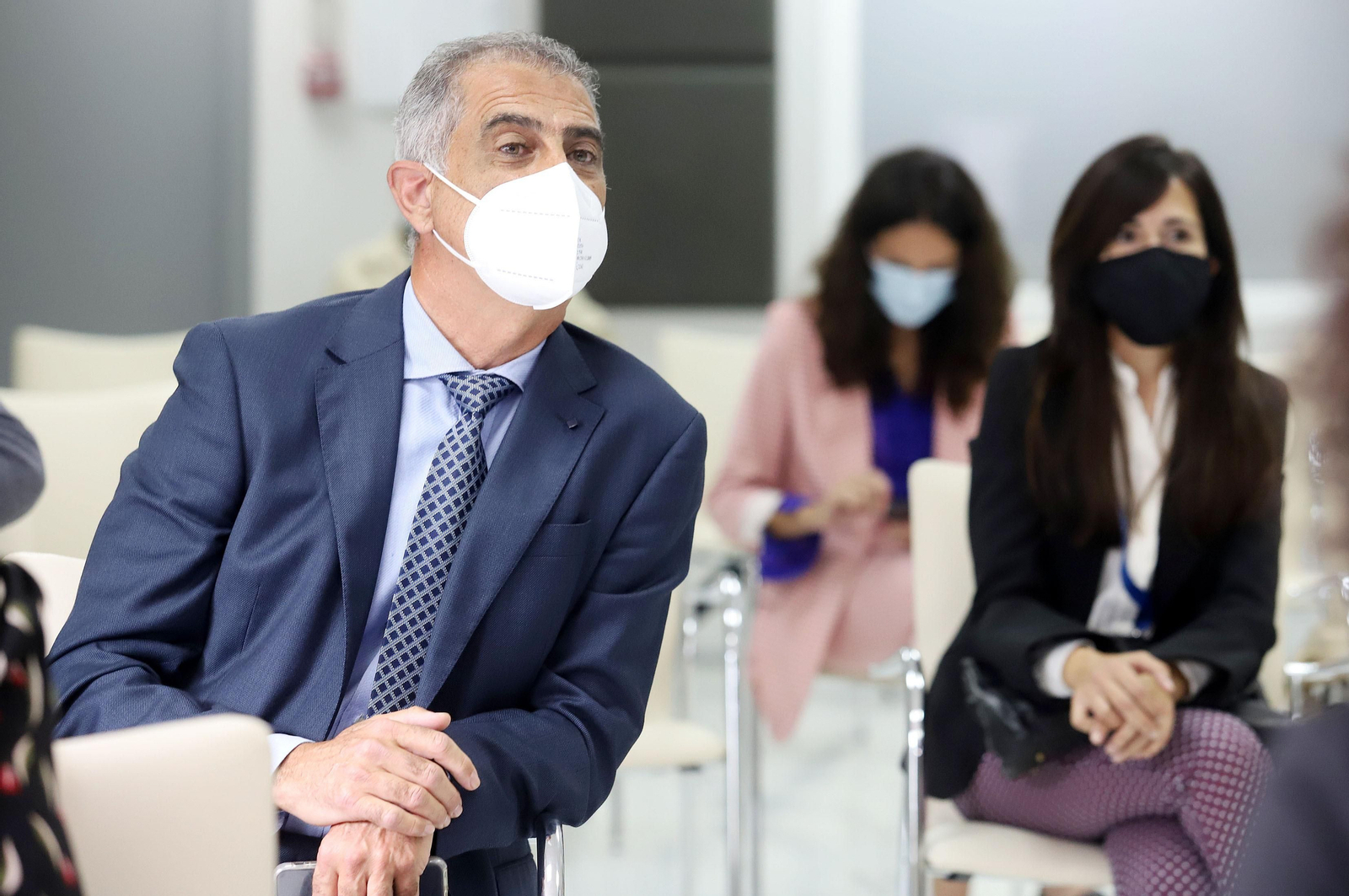 Imágenes del Foro Gerardo Rojas, con la participación de Antonio Lozano García