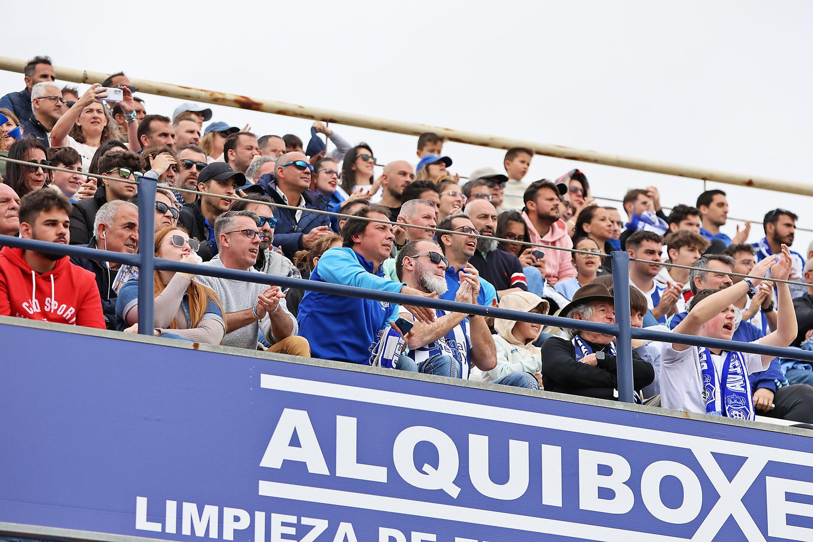 Ambiente en las gradas del Recreativo de Huelva vs AD Ceuta FC