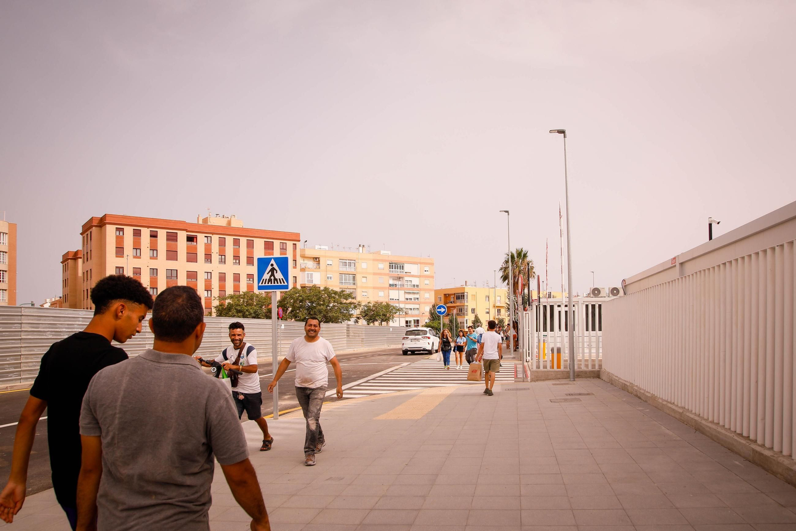 Imágenes del primer día de funcionamiento en la estación de bus en Almería