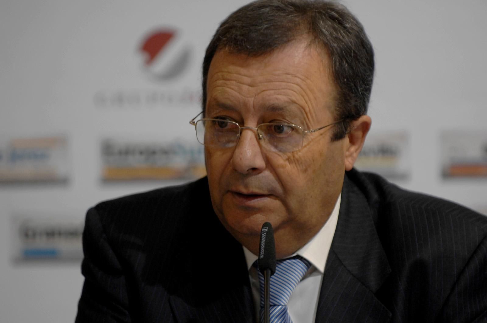 El exalcalde de Gerena, procesado por fraccionar contratos con empresa de comida