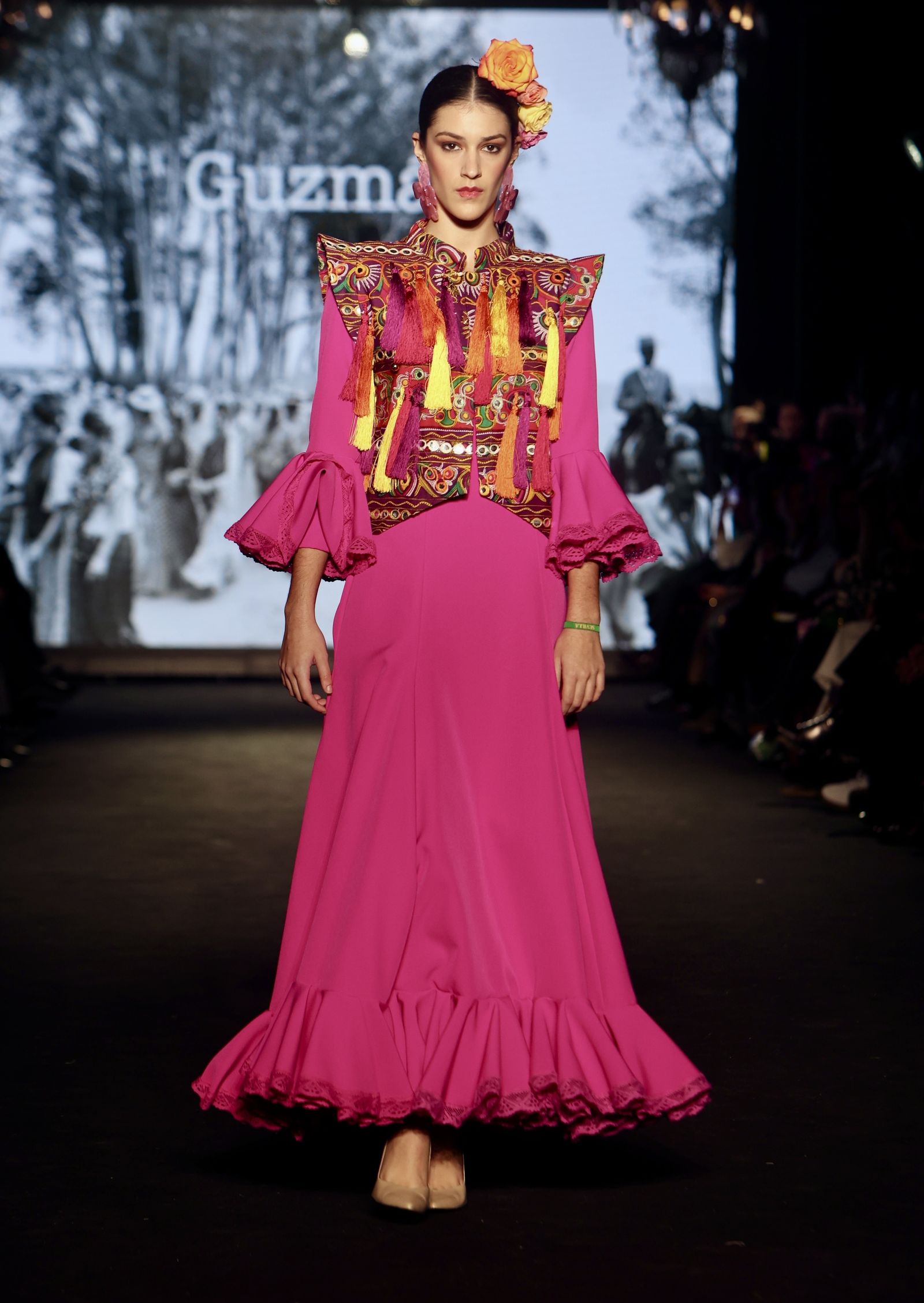 Desfile de la Hermandad del Rocío de Sevilla en We Love Flamenca 2024, todas las fotos