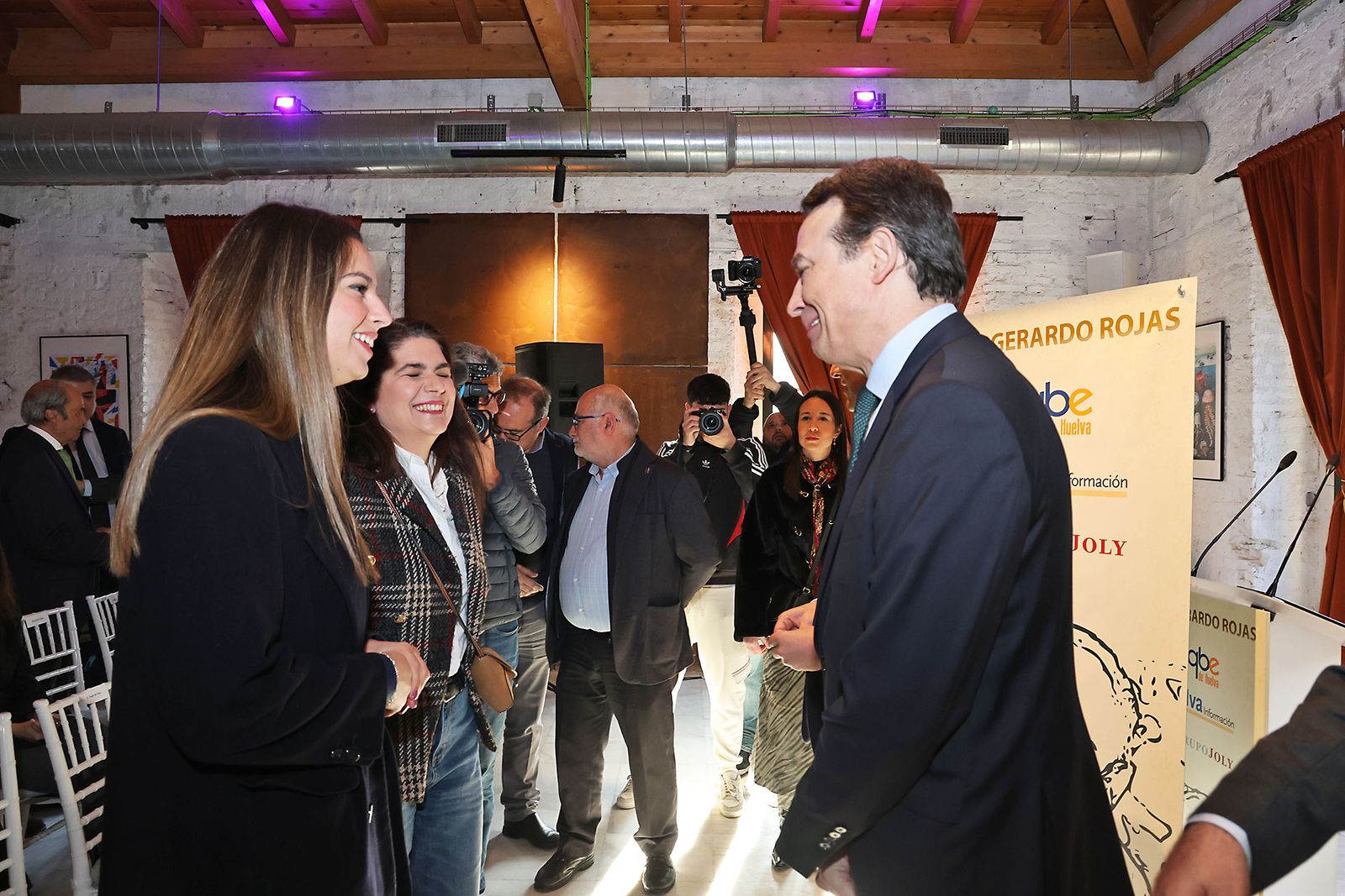 Imágenes de los invitados al Foro Gerardo Rojas