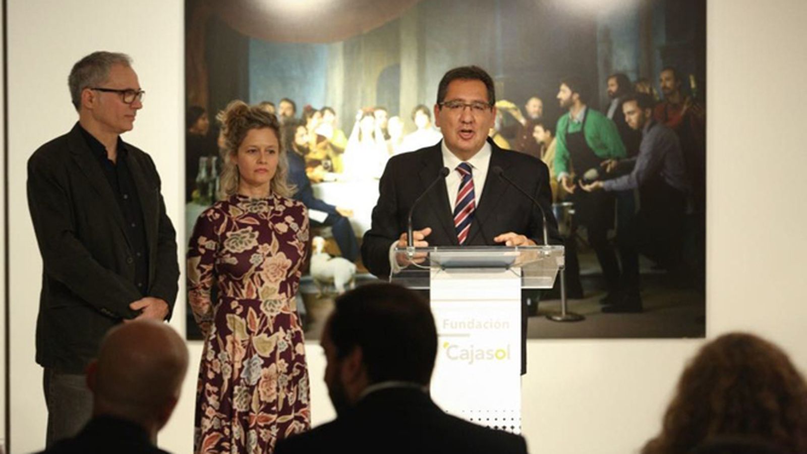 José Antonio de Lamadrid, Laura León y Antonio Pulido, durante la presentación.
