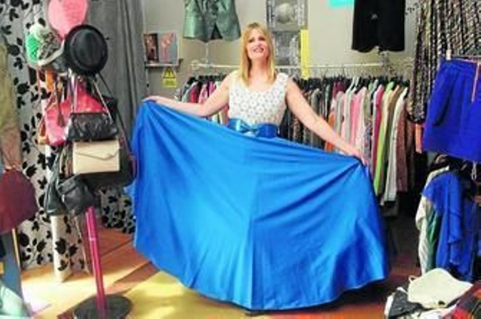 Patricia Rosete con un vestido de Armani en El Vestidor de Madrid.