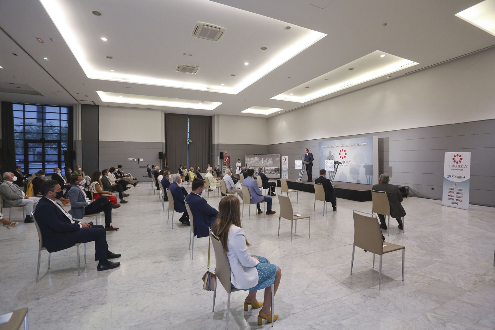 Fotos del Foro Joly con el economista José Carlos Díez