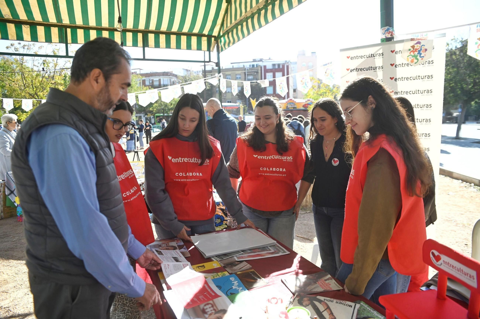 Córdoba celebra su Feria de la Solidaridad