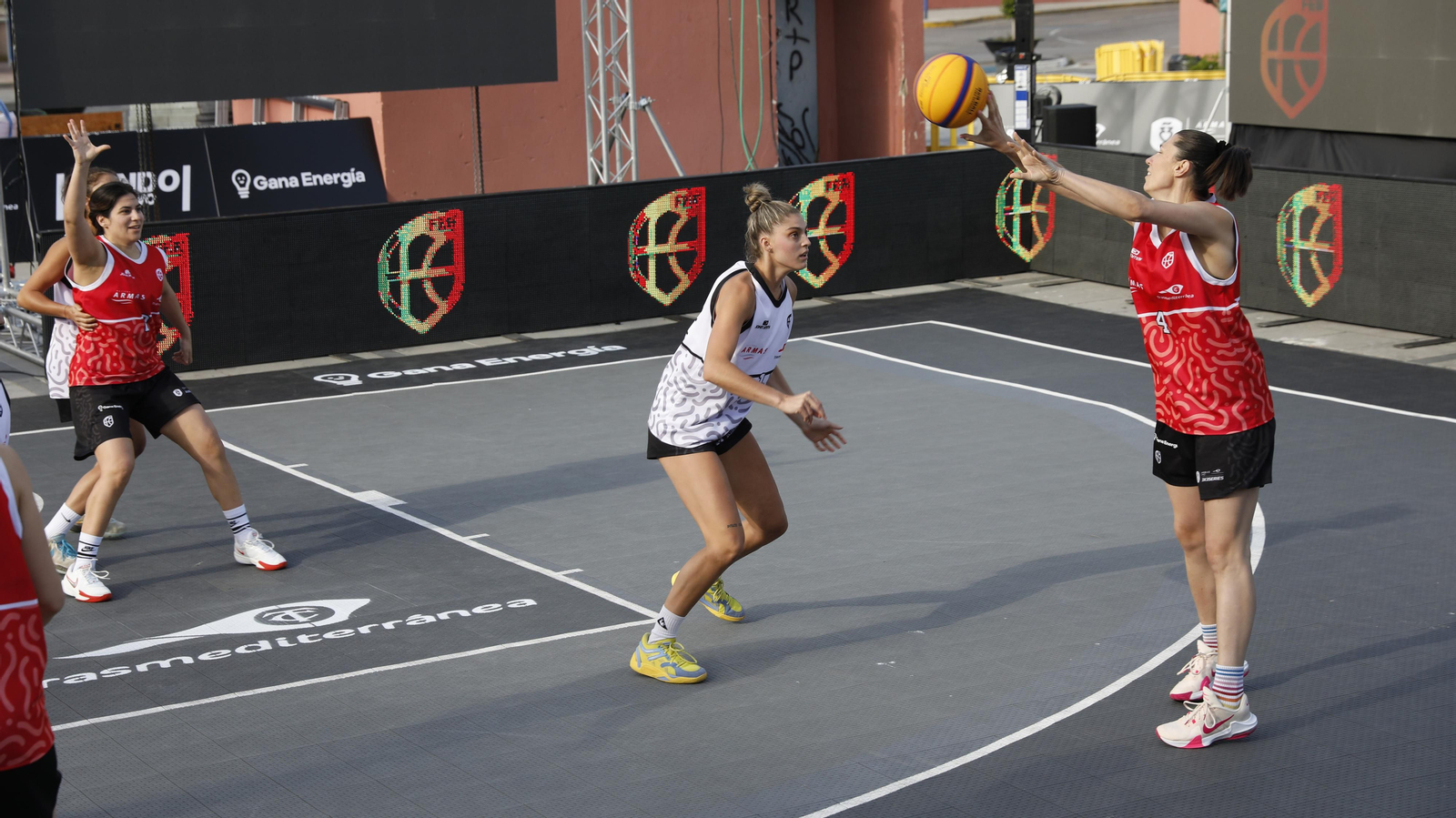 Las fotos de la segunda jornada del torneo internacional de baloncesto 3x3 de La Línea