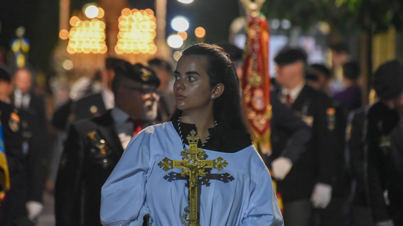La Magna Mariana de Algeciras por la calle Convento, en imagenes