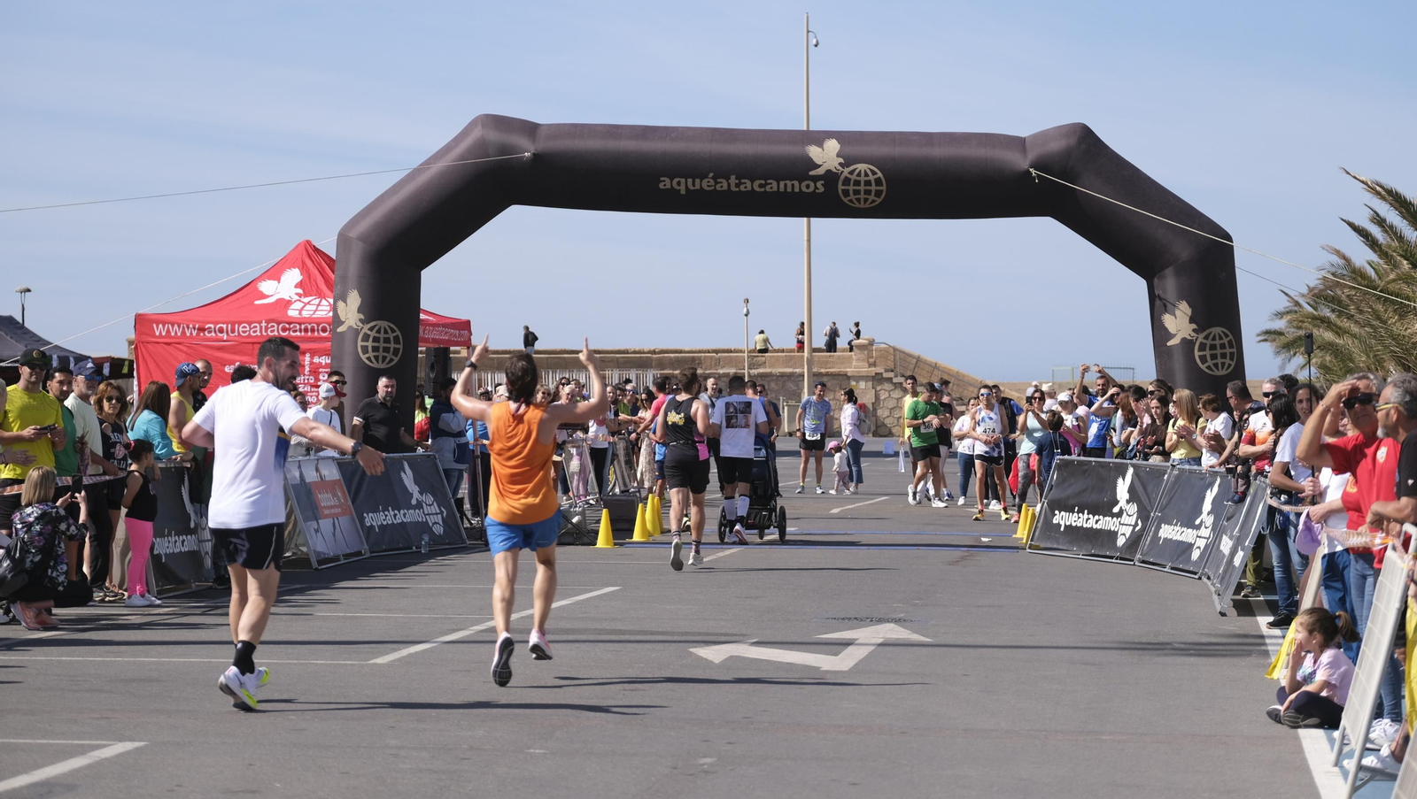 Imágenes de la Carrera del Puerto de Almería 2023