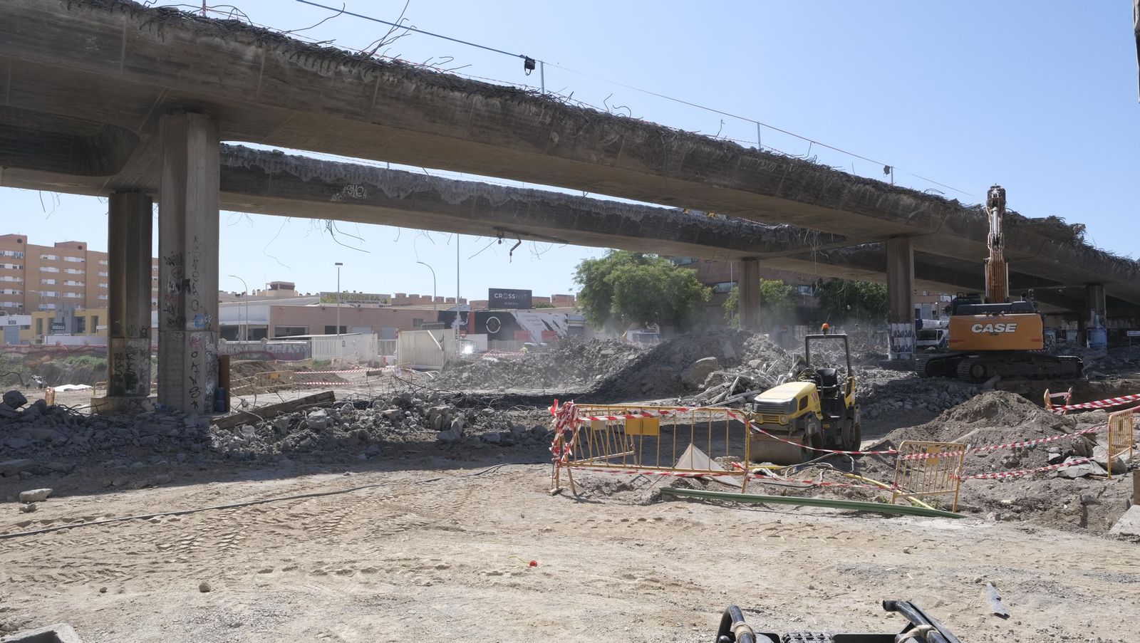 Corte de la Avenida de Montserrat por las obras del soterramiento del AVE, en imágenes