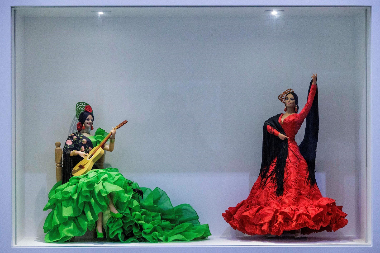 Colección muñecas de Marín en el Museo del Vino y de la Sal