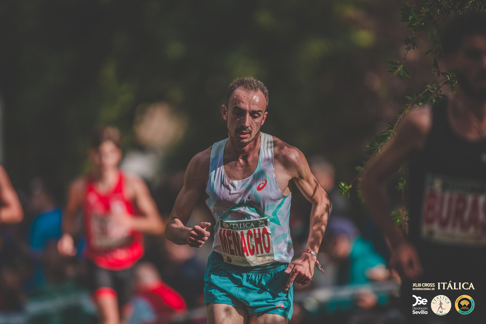 Búscate en las fotos del Cross de Itálica 2025 | 12