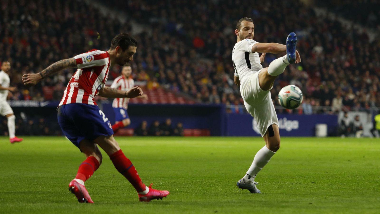 Roberto Soldado tuvo la mejor ocasión del Granada