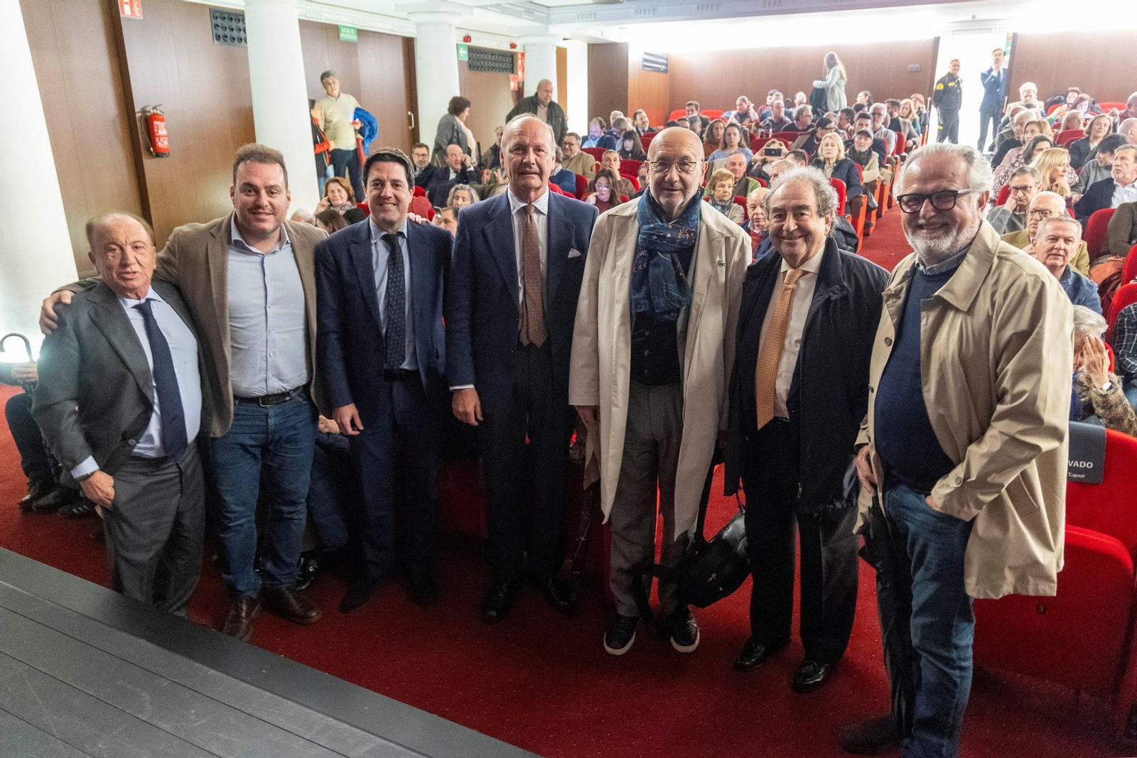 Eugenio Suárez Palomares, Fede Quintero, Luis Fernando Rodríguez, Ignacio Soro, Manuel Marchena, José Antonio Fernández Cabrero y Joaquín Morón.