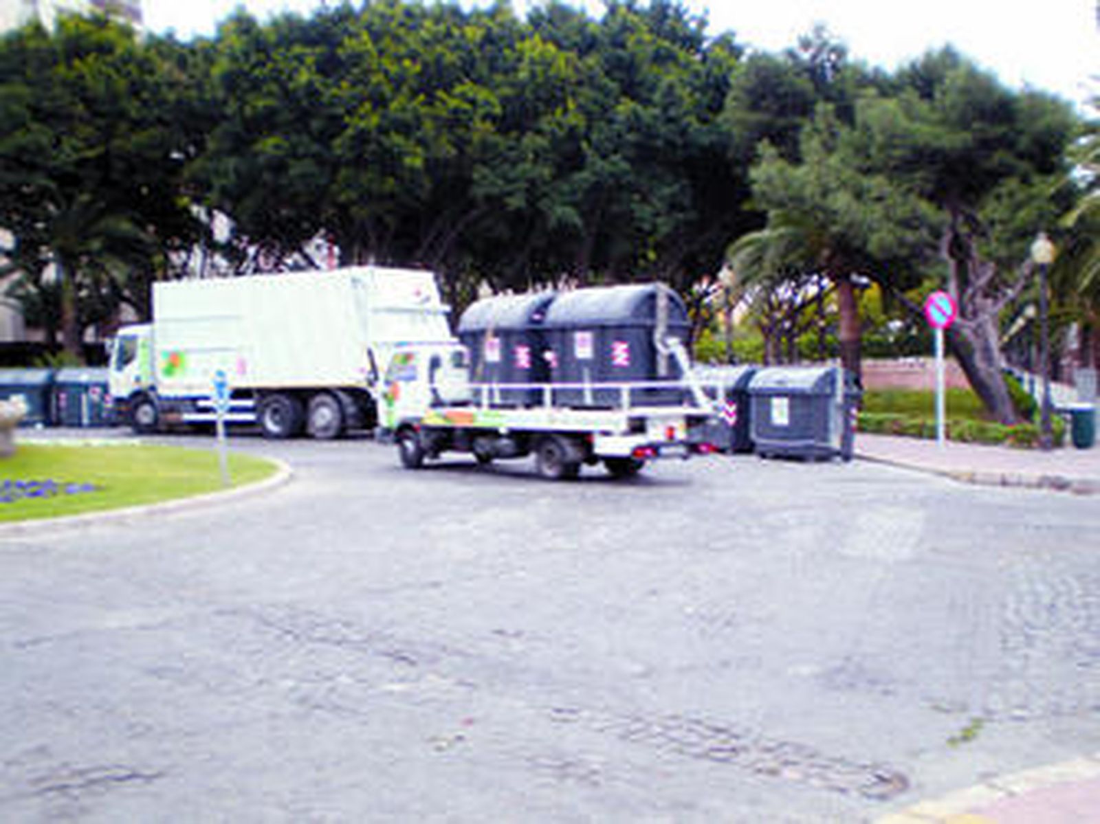 La Plaza de los Peces es el punto de reunión de los contenedores de la zona.