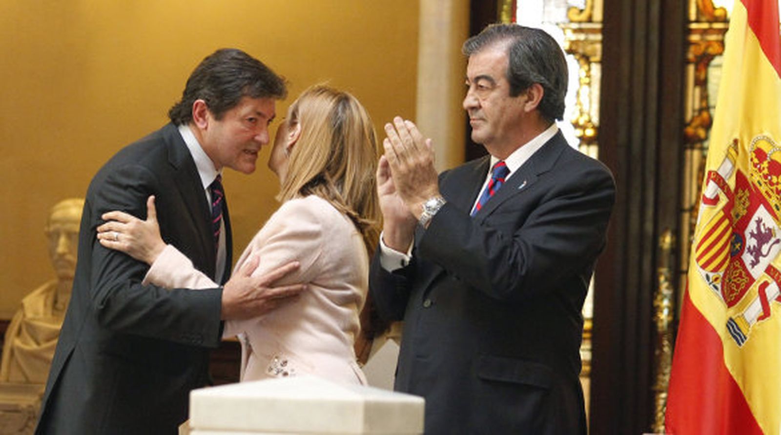 Fernández niega que su gobierno vaya a ser el "ariete" contra las políticas de Rajoy