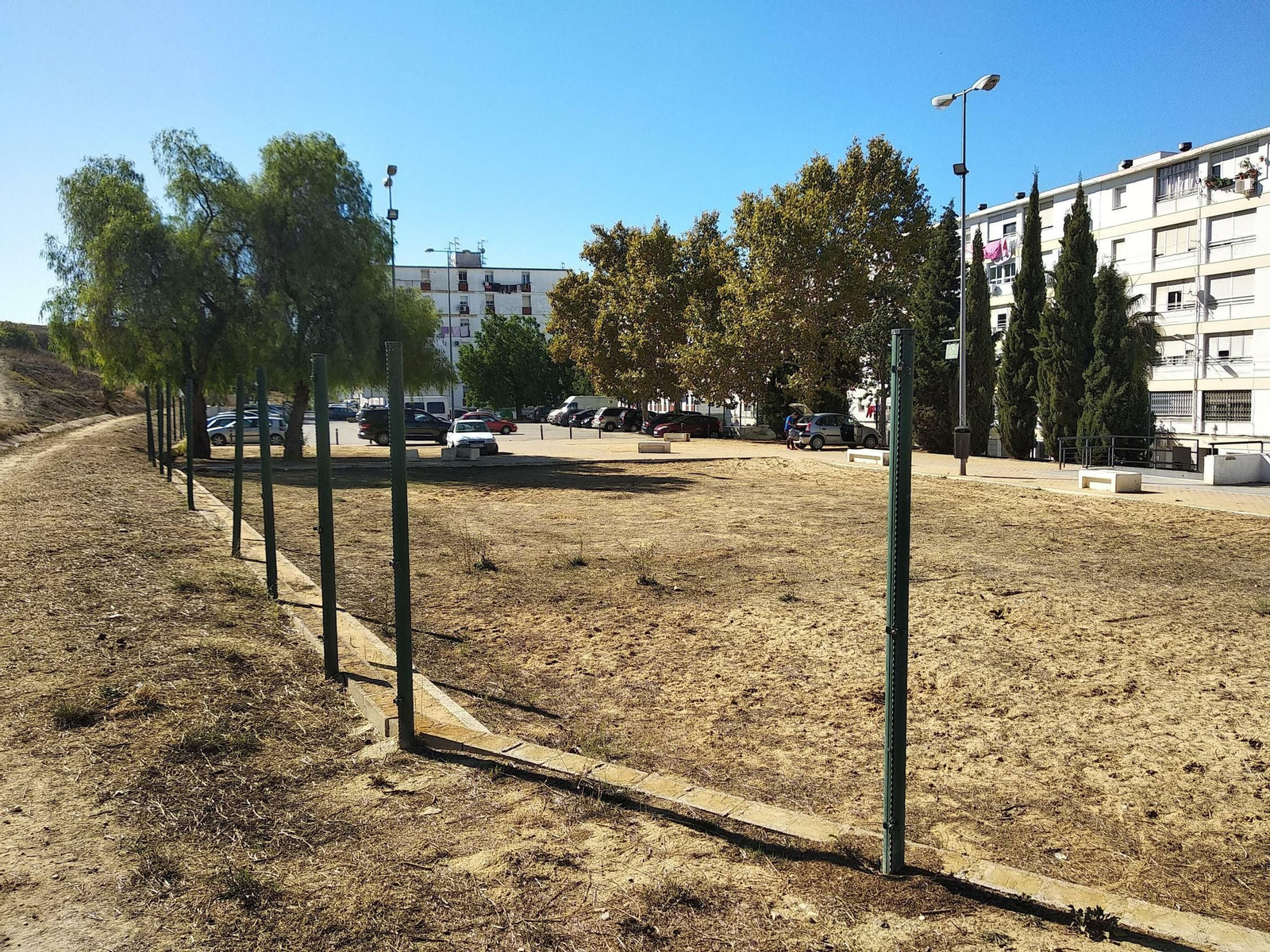 Espacio de la barriada de El Carmen sobre el que se centrarán las obras que han sido licitadas por el Ayuntamiento de Huelva en el marco de la Edusi. Espacio de la barriada de El Carmen sobre el que se centrarán las obras que han sido licitadas por el Ayuntamiento de Huelva en el marco de la Edusi.
