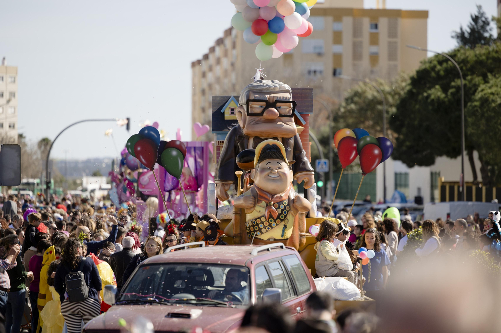 Búscate en las imágenes de la cabalgata de carnaval de San Fernando