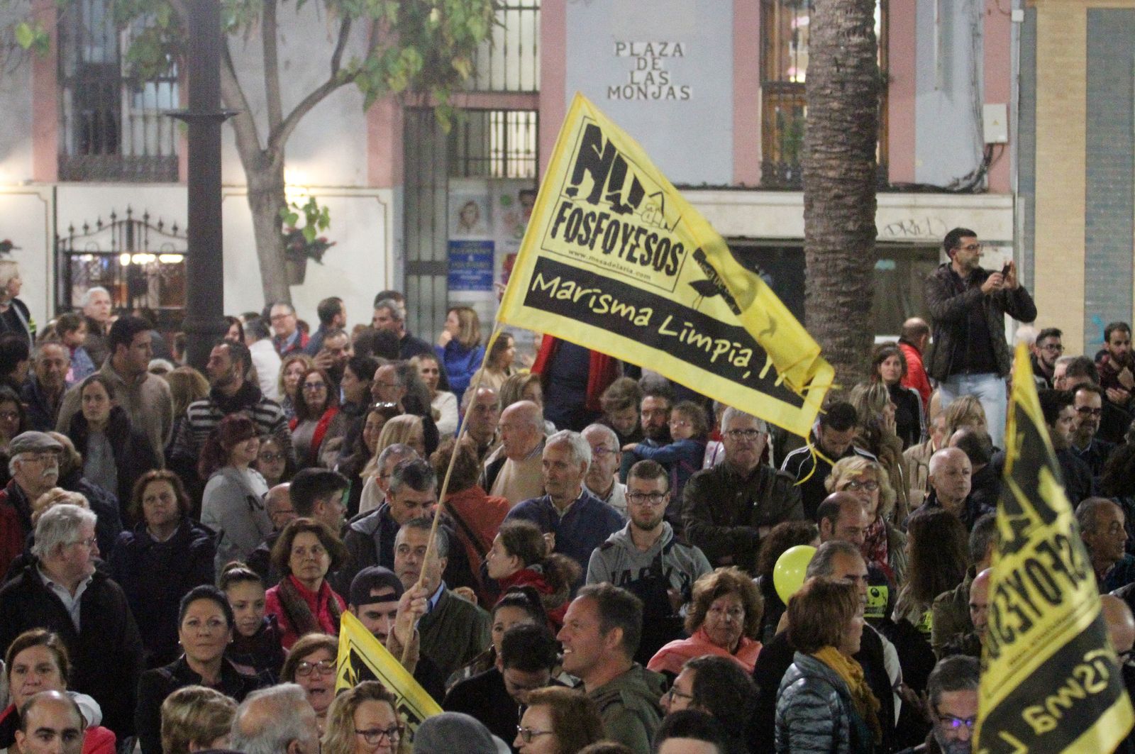 Imágenes de la manifestación contra los Fosfoyesos