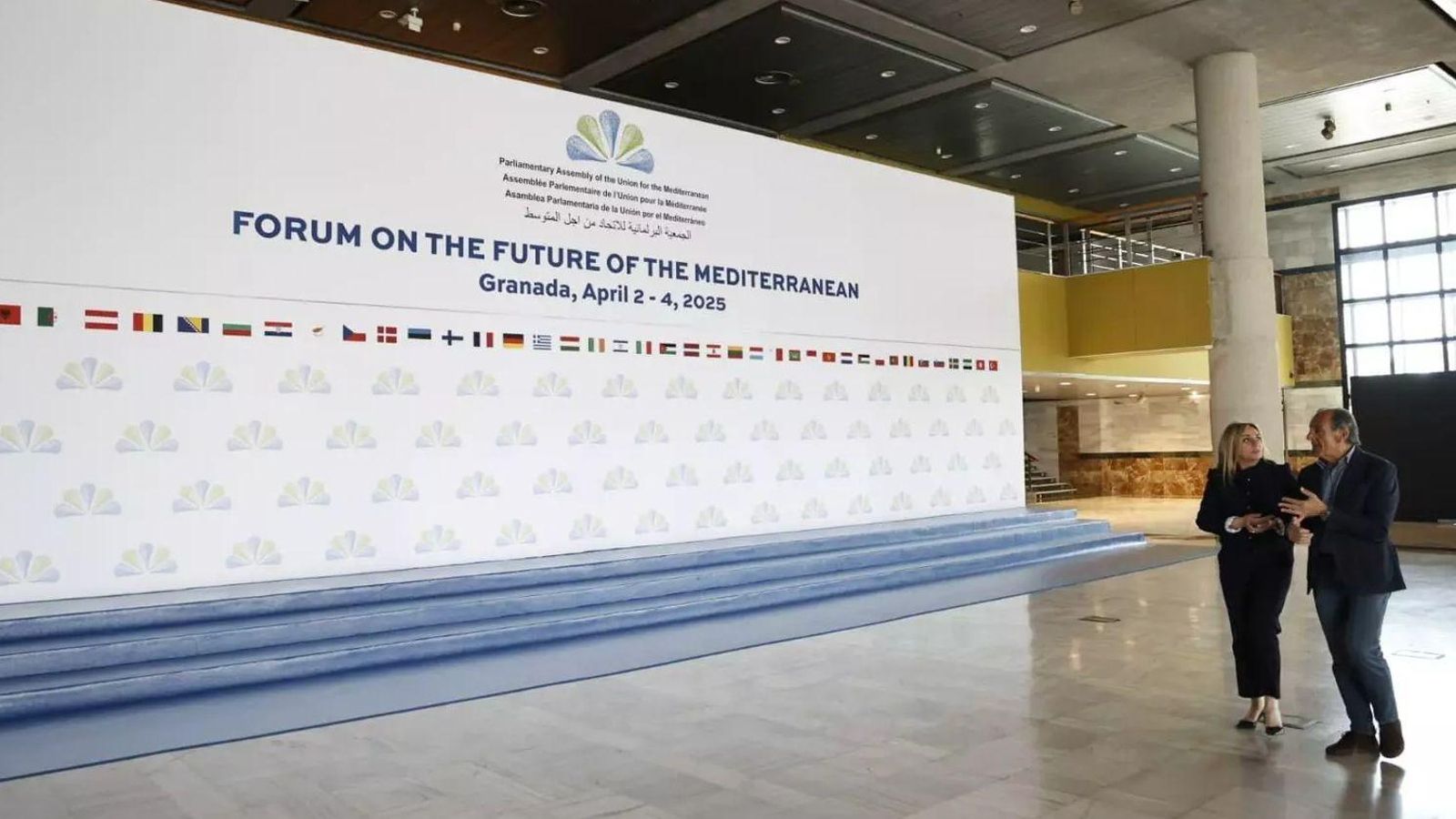 Marifrán Carazo, junto al director del Palacio de Congresos, Francisco Barranco, esta mañana