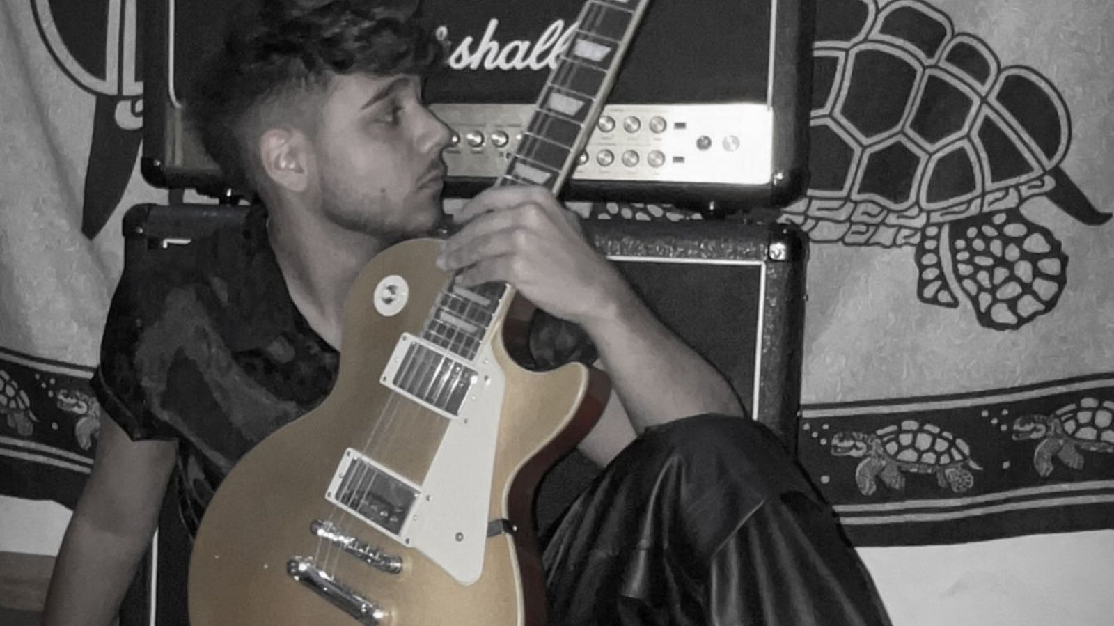 Javier de la Rosa actúa este sábado en la Casa de los Toruños.