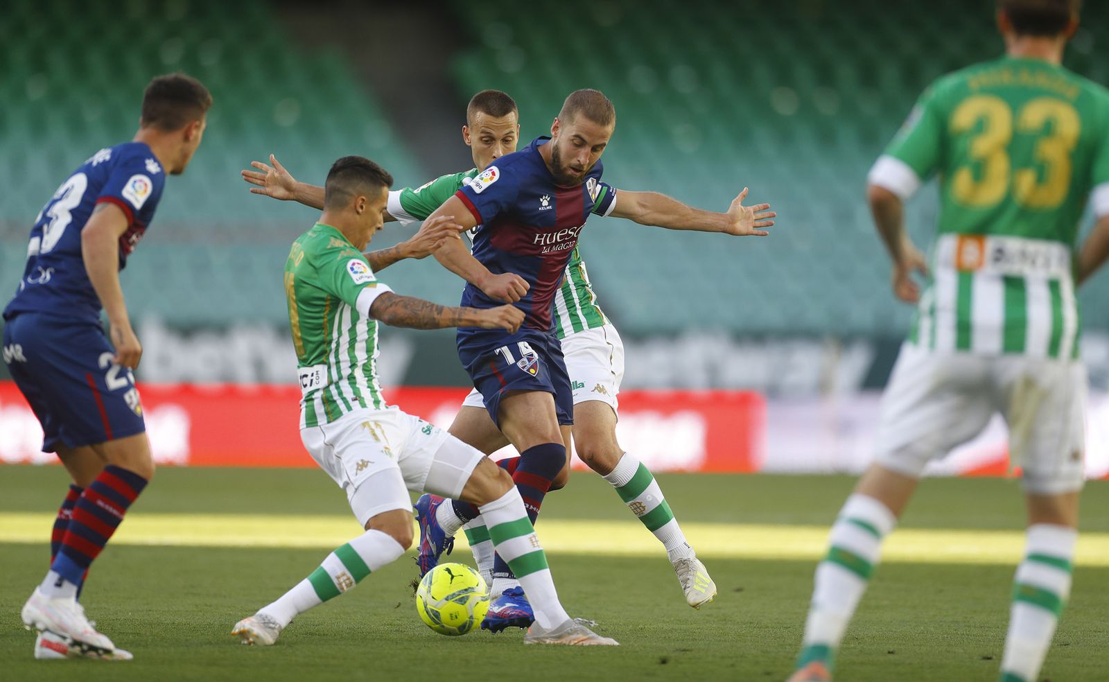 Las imágenes del Betis-Huesca