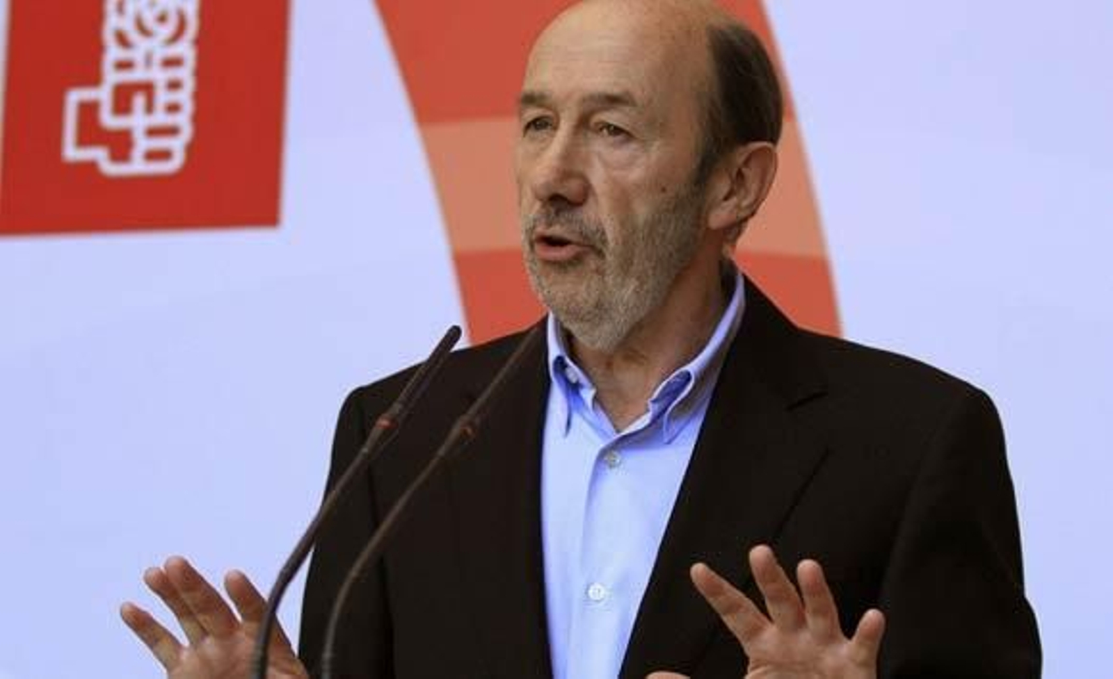 El PSOE pide la dimisión de Rajoy por el caso Bárcenas