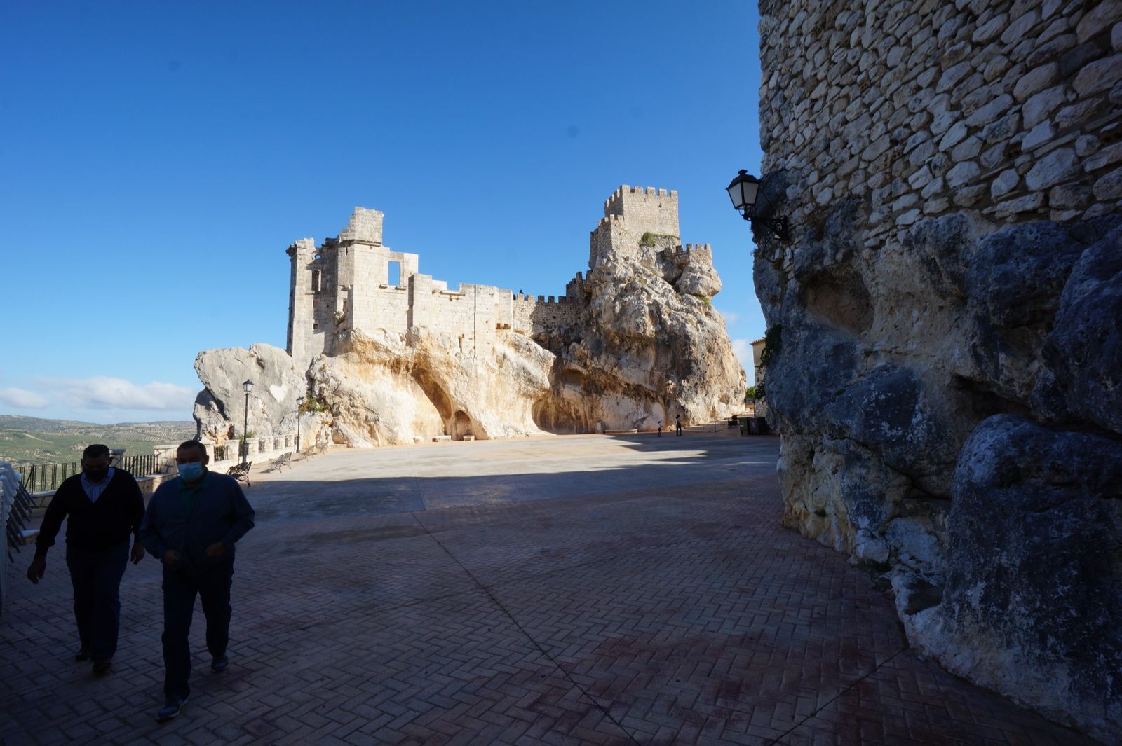 Las fotografías de un paseo por Zuheros, el municipio de Córdoba que resiste libre de covid