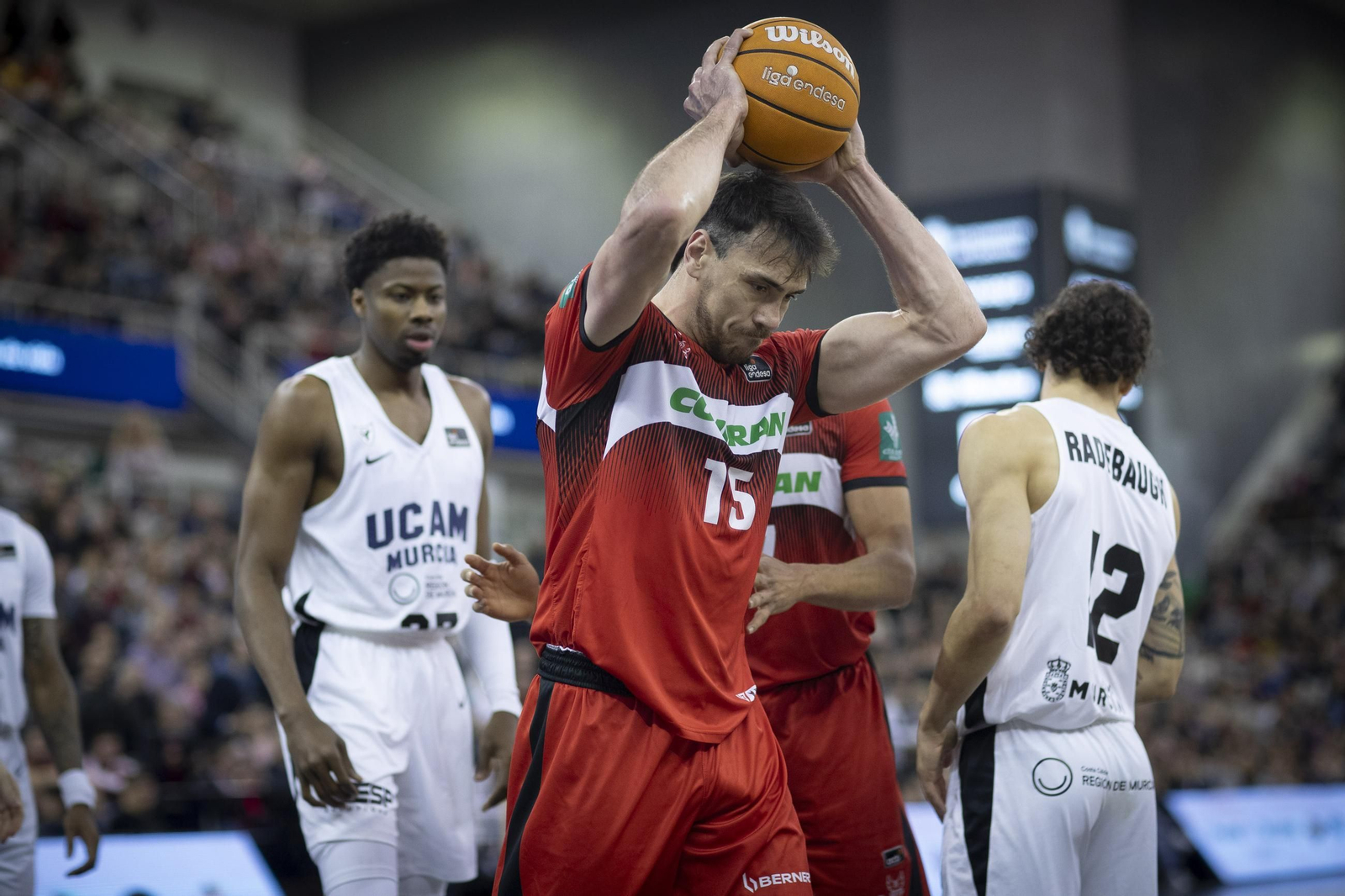 Las mejores imágenes del Covirán Granada-UCAM Murcia