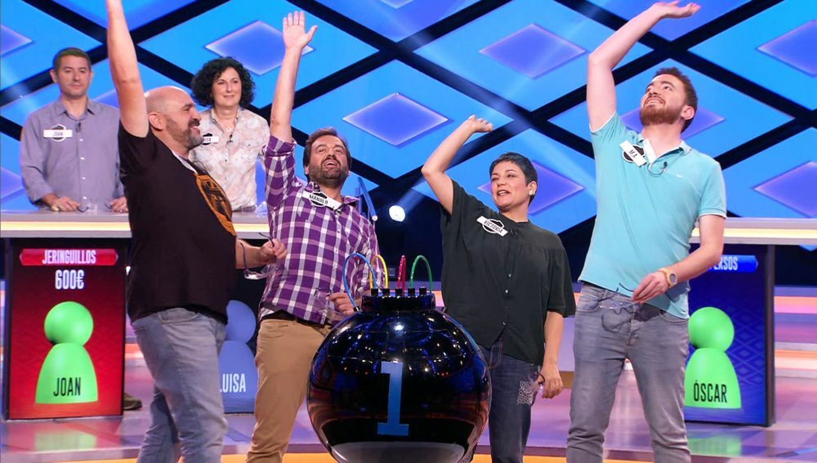 Manuel Romero Bejarano, junto a sus compañeros, en '¡Boom!'.