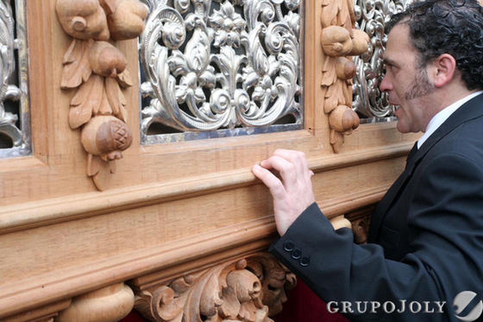 El sol acompañó al Cristo en el primer día de Semana Santa./Paco Guerrero