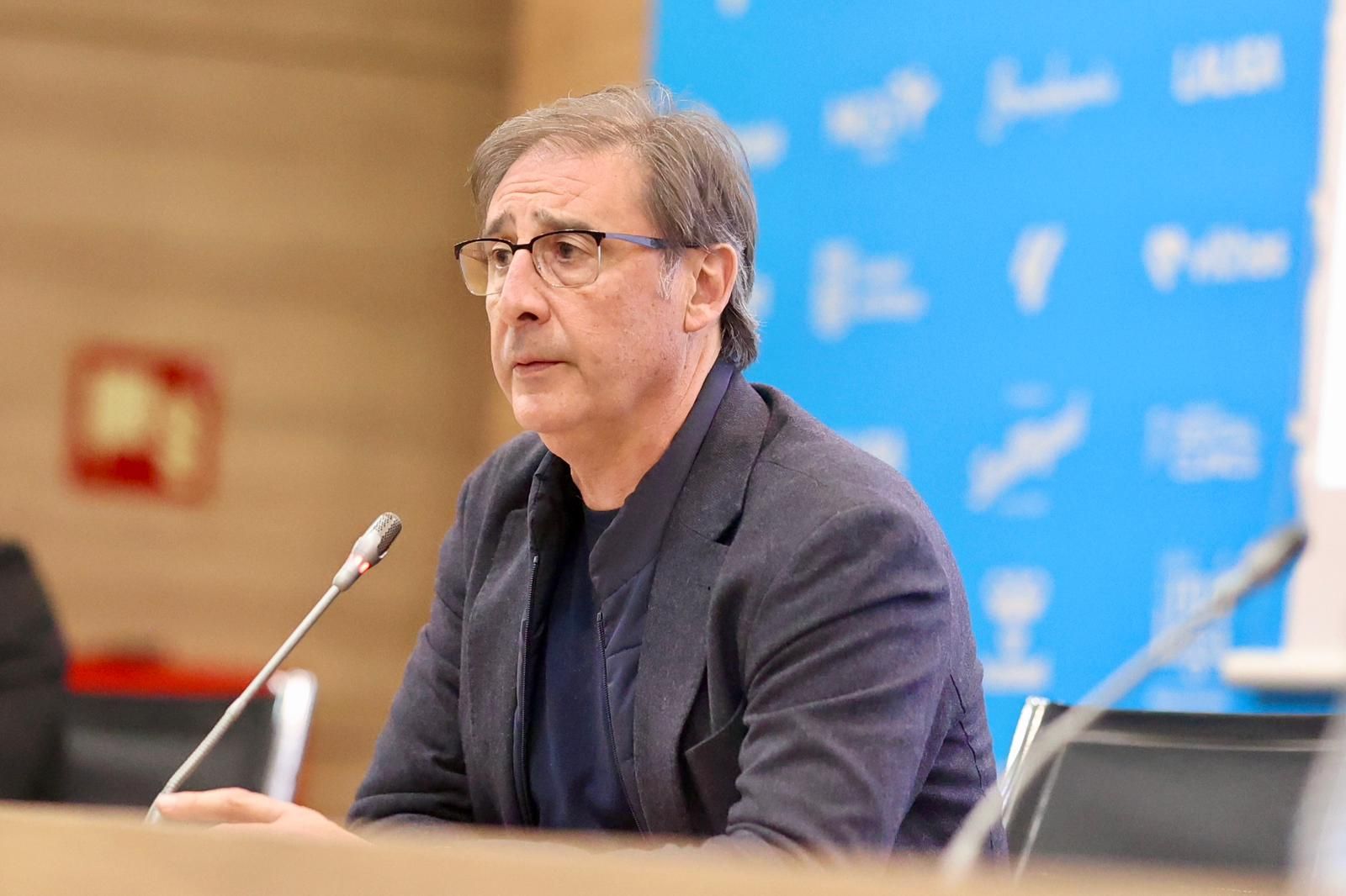 Las fotos de Loren Juarros en su balance del mercado de fichajes de invierno