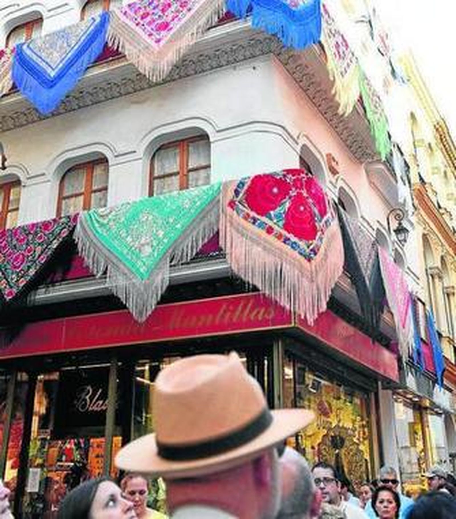 El Señor de la Cena, la Hiniesta Gloriosa y Santa Teresa, otros atractivos