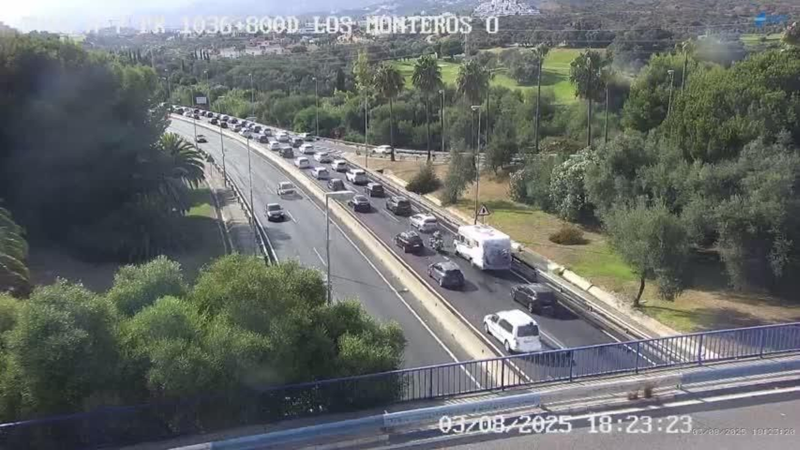 Retenciones a la altura de Los Monteros por un accidente.