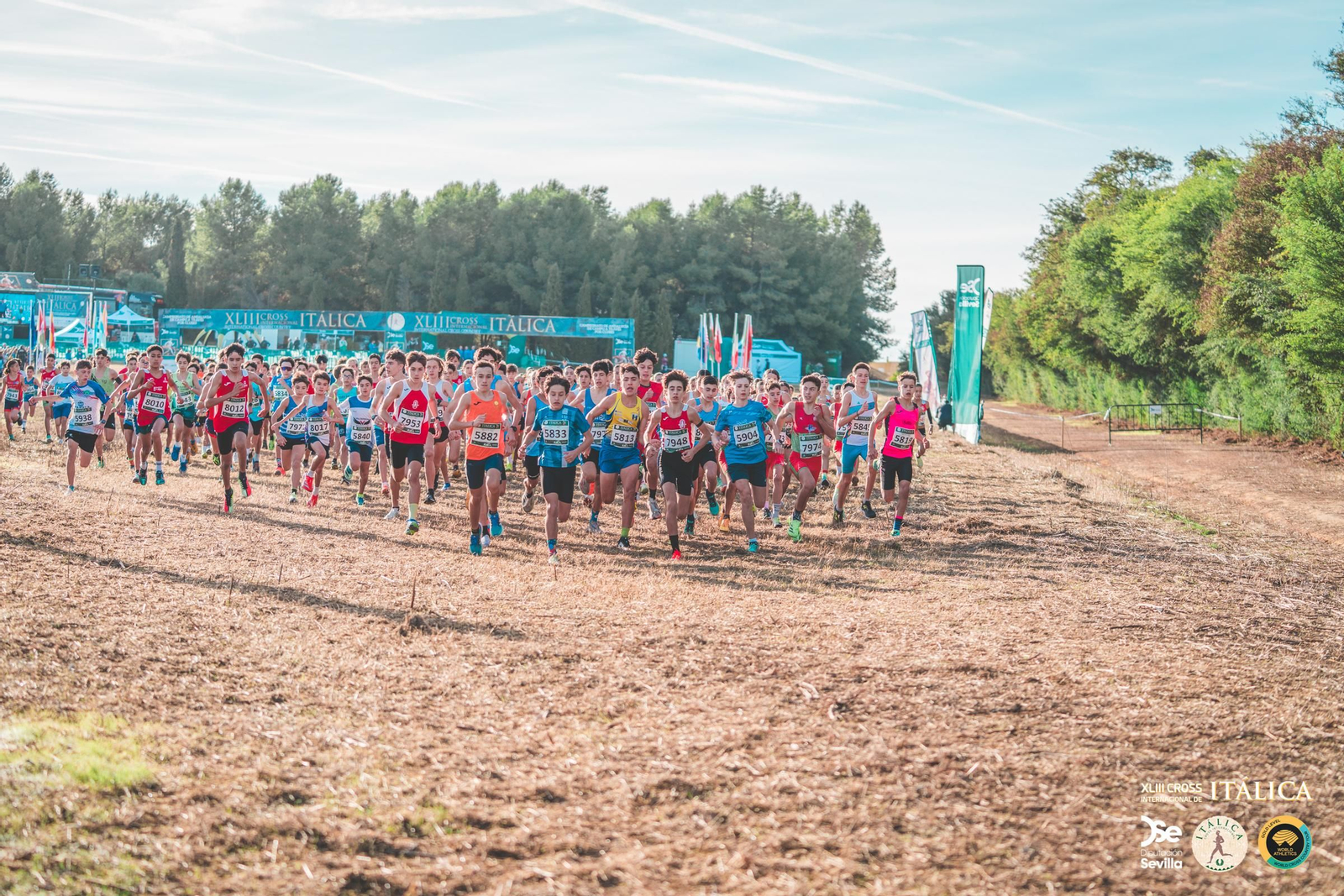 Búscate en las fotos del Cross de Itálica 2025 | 7