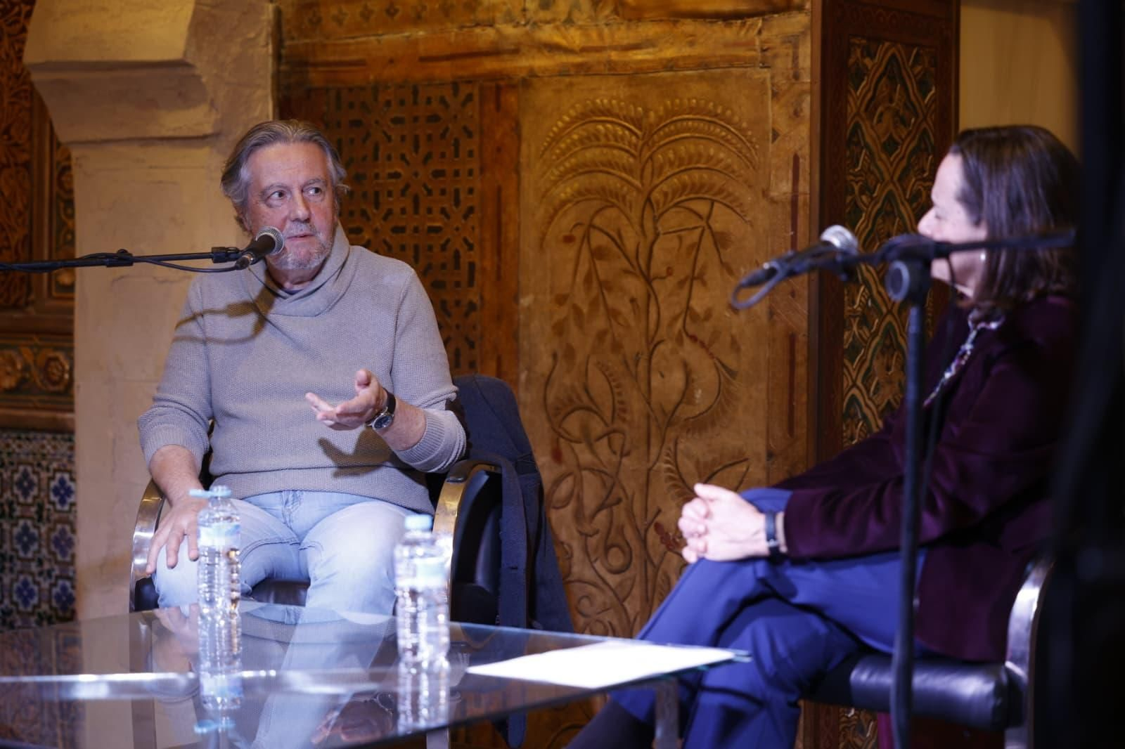 Feliipe Benítez Reyes, junto a Inmaculada Moreno en la inauguración de la Feria del Libro.