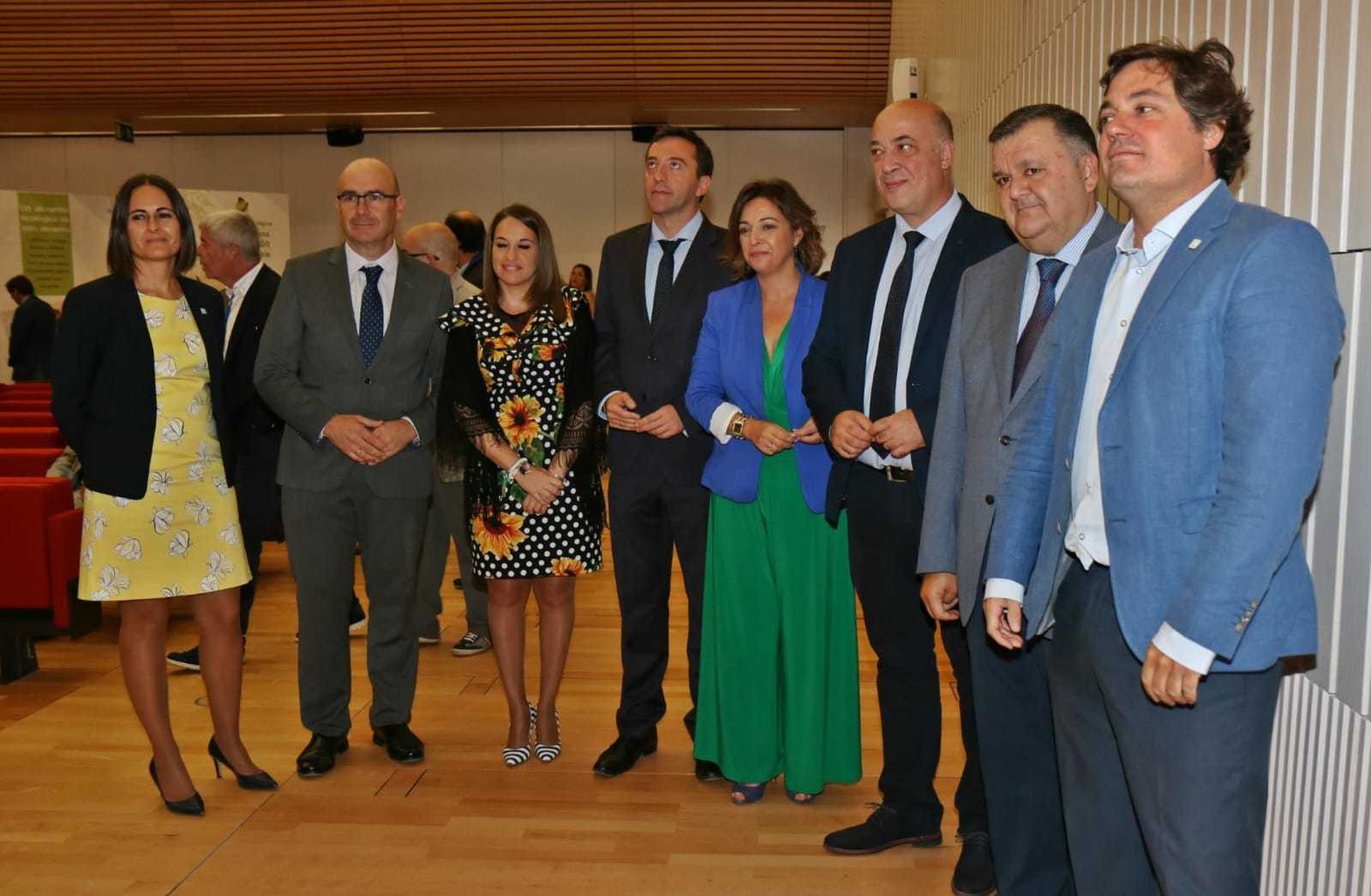 Representantes institucionales en la inauguración de Biocórdoba.