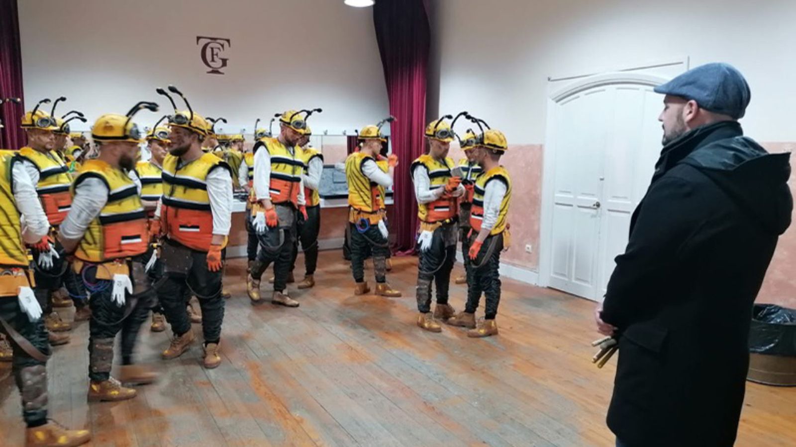 La comparsa en uno de los ensayos