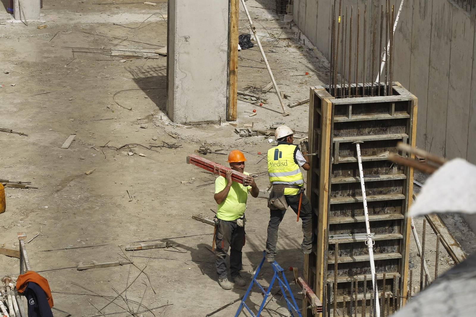 Fotogalería coronavirus a pie de obra en Almería