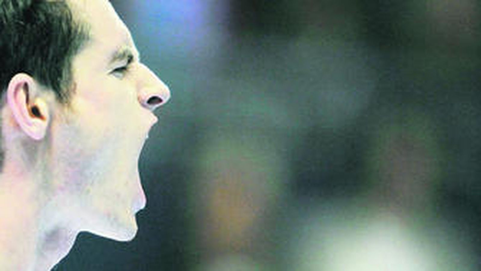 Murray lanza un grito al aire en el momento de certificar su victoria sobre Verdasco.