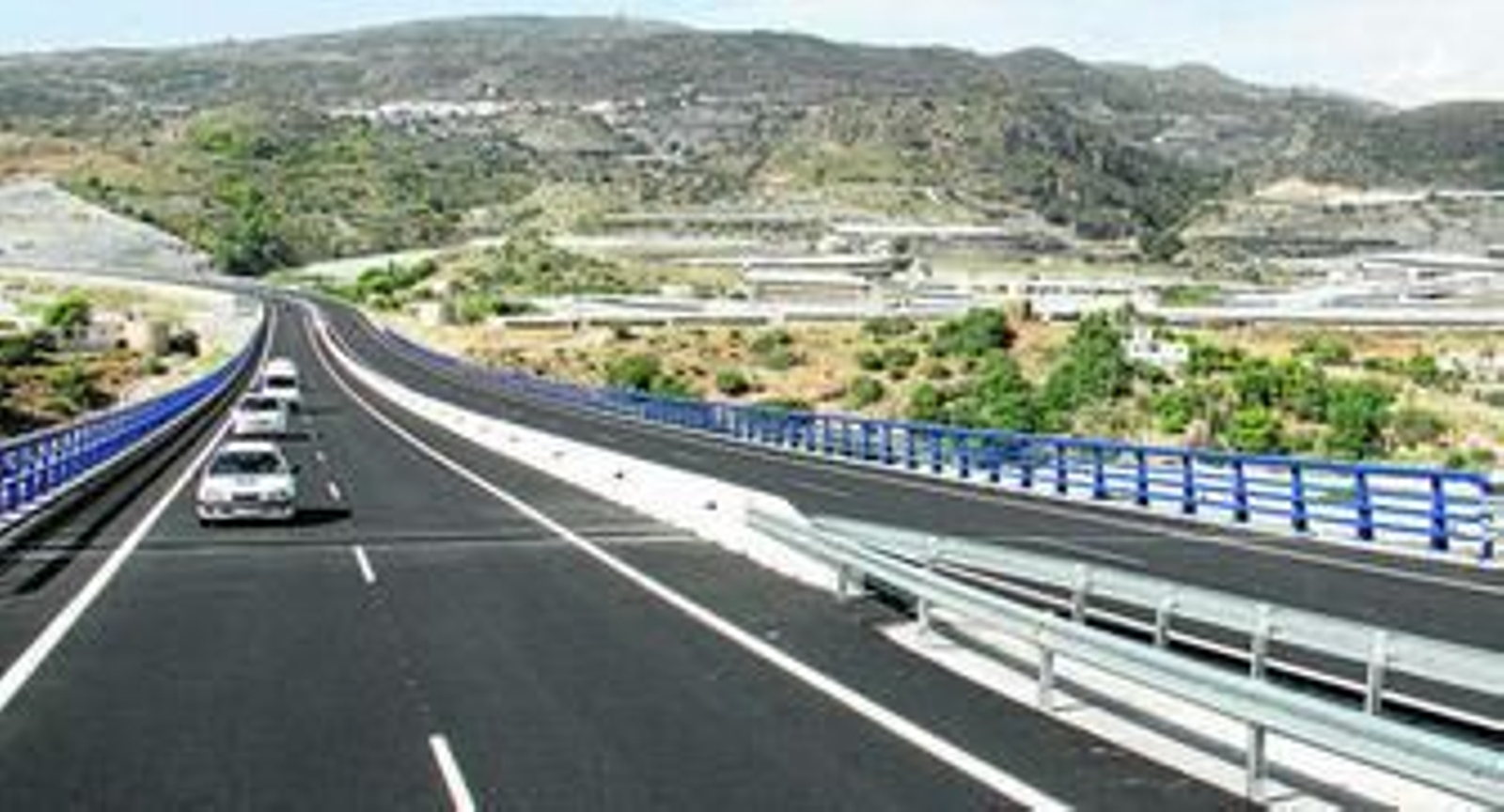 El tramo Carchuna-Castell de Ferro fue el último en incorporarse a toda la Autovía del Mediterráneo a su paso por la Costa Tropical.