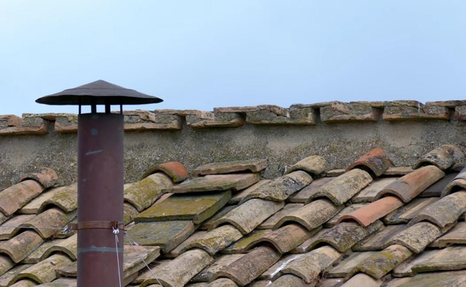 La chimenea en el Vaticano