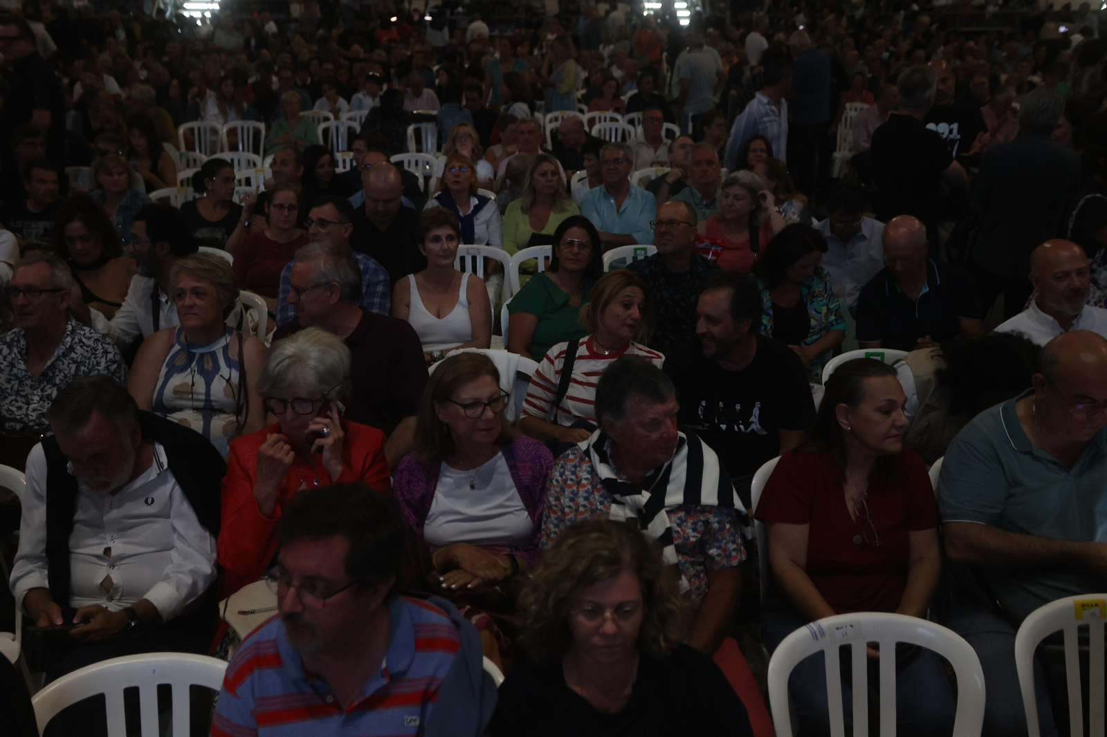 Búscate en el concierto de Miguel Ríos