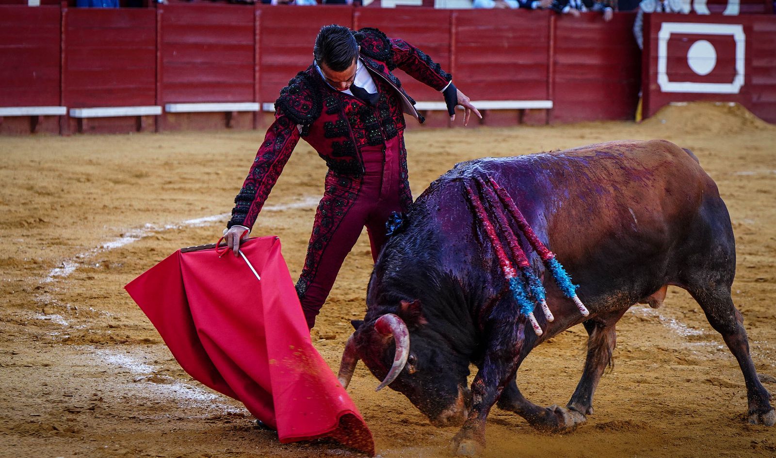 Puerta grande para Roca Rey y El Juli en la plaza de toros de Jerez