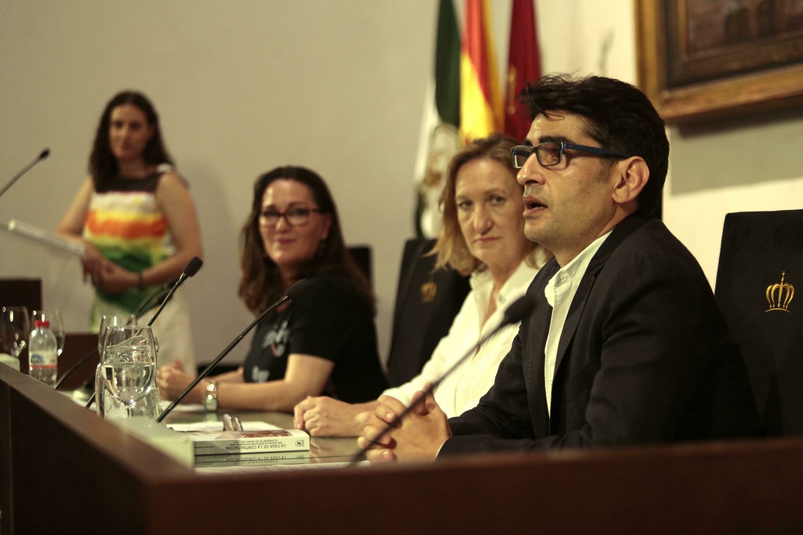 Presentación del libro en el Salón del Almirante.