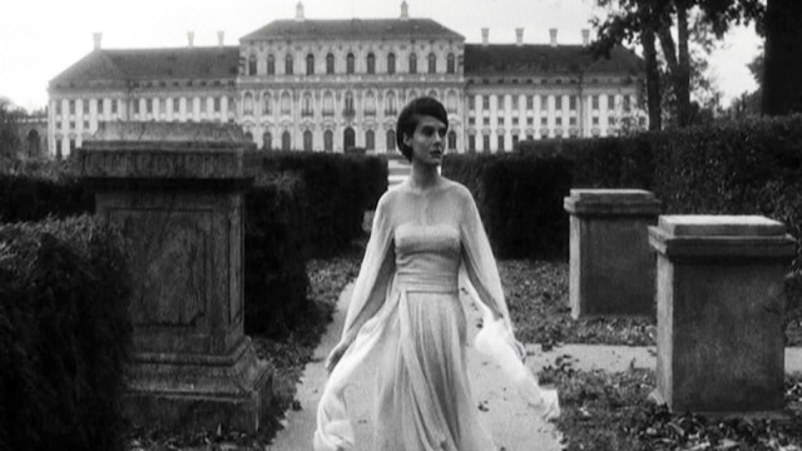 Delphine Seyrig en "El año pasado en Marienbad" (1961)