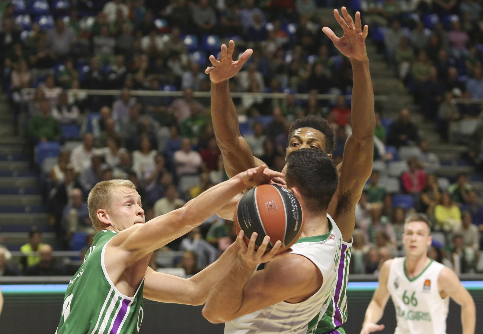 Las imágenes del Unicaja-Zalgiris