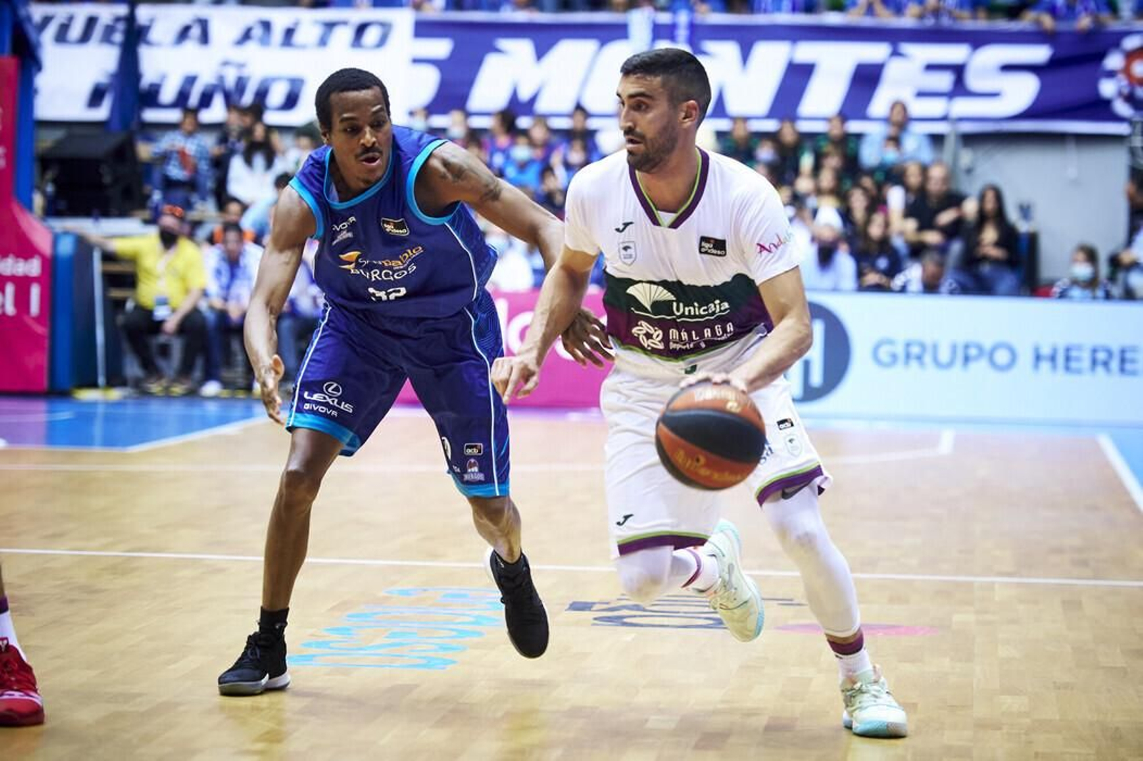 Jaime Fernández bota ante Renfroe.